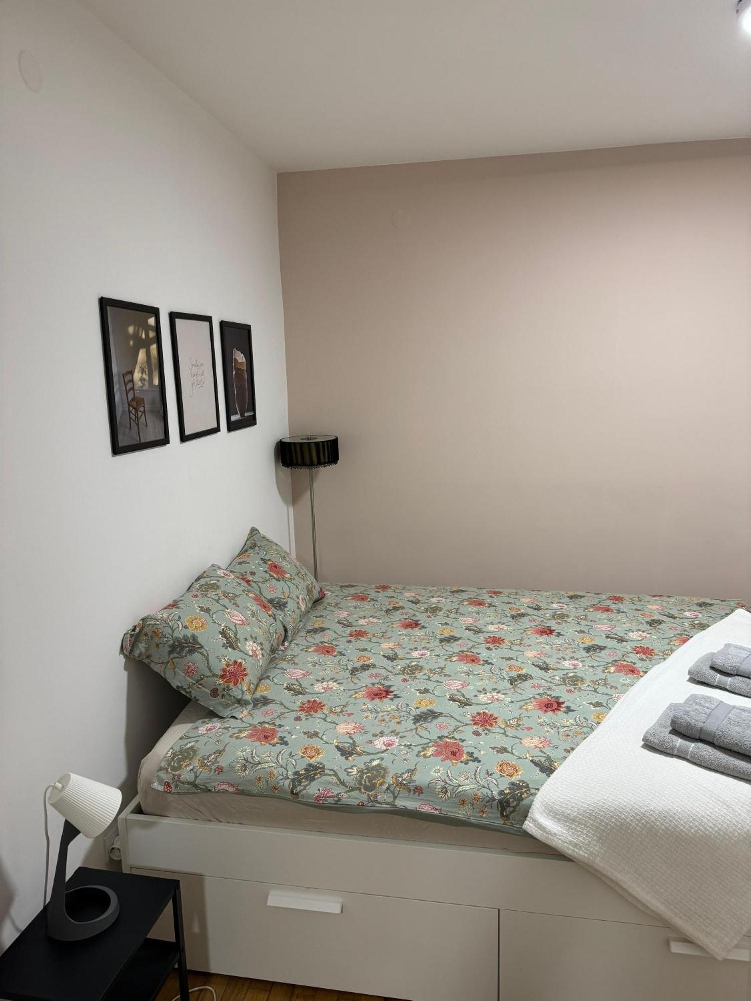 7 Emperors Central Suite Beograd Bagian luar foto